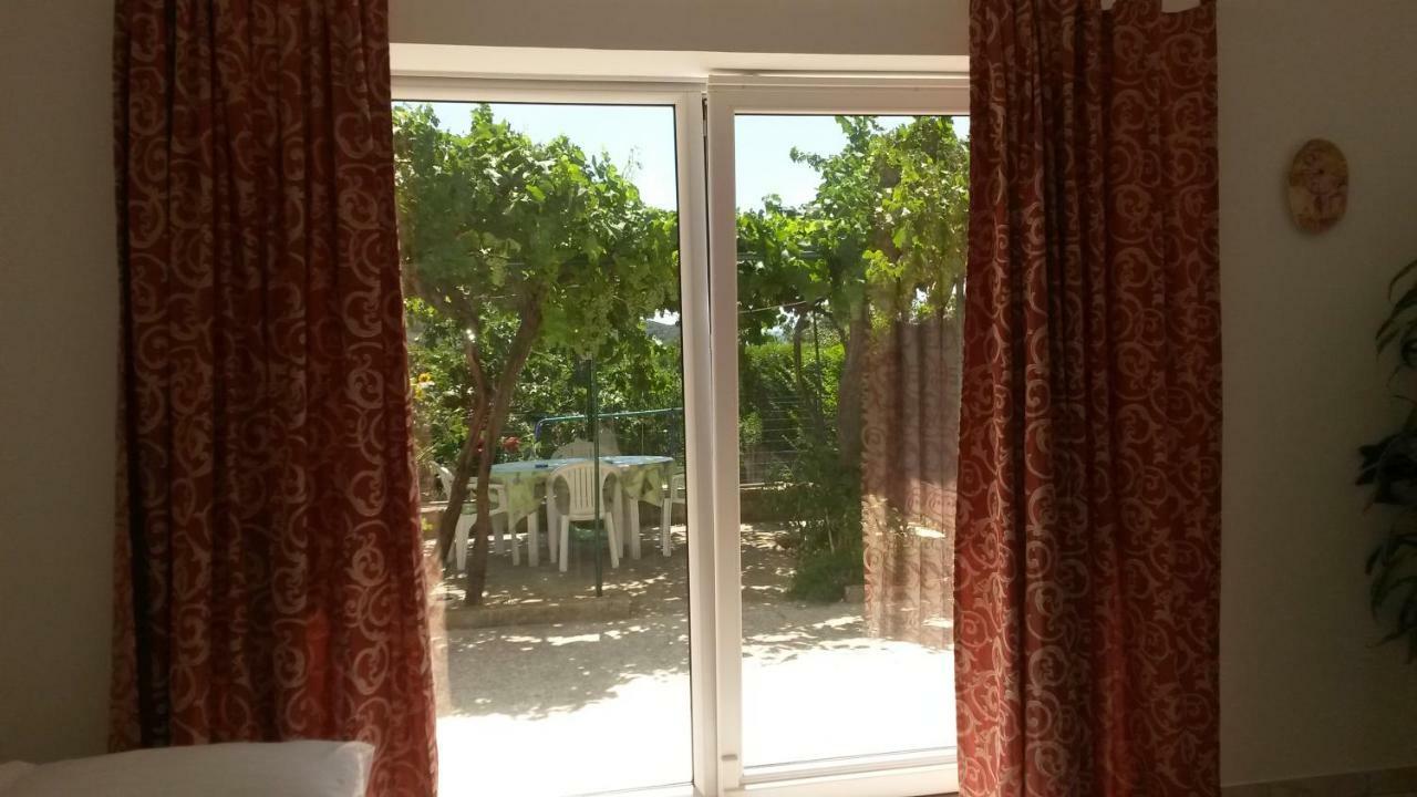Apartman Lana บานโจเล ภายนอก รูปภาพ